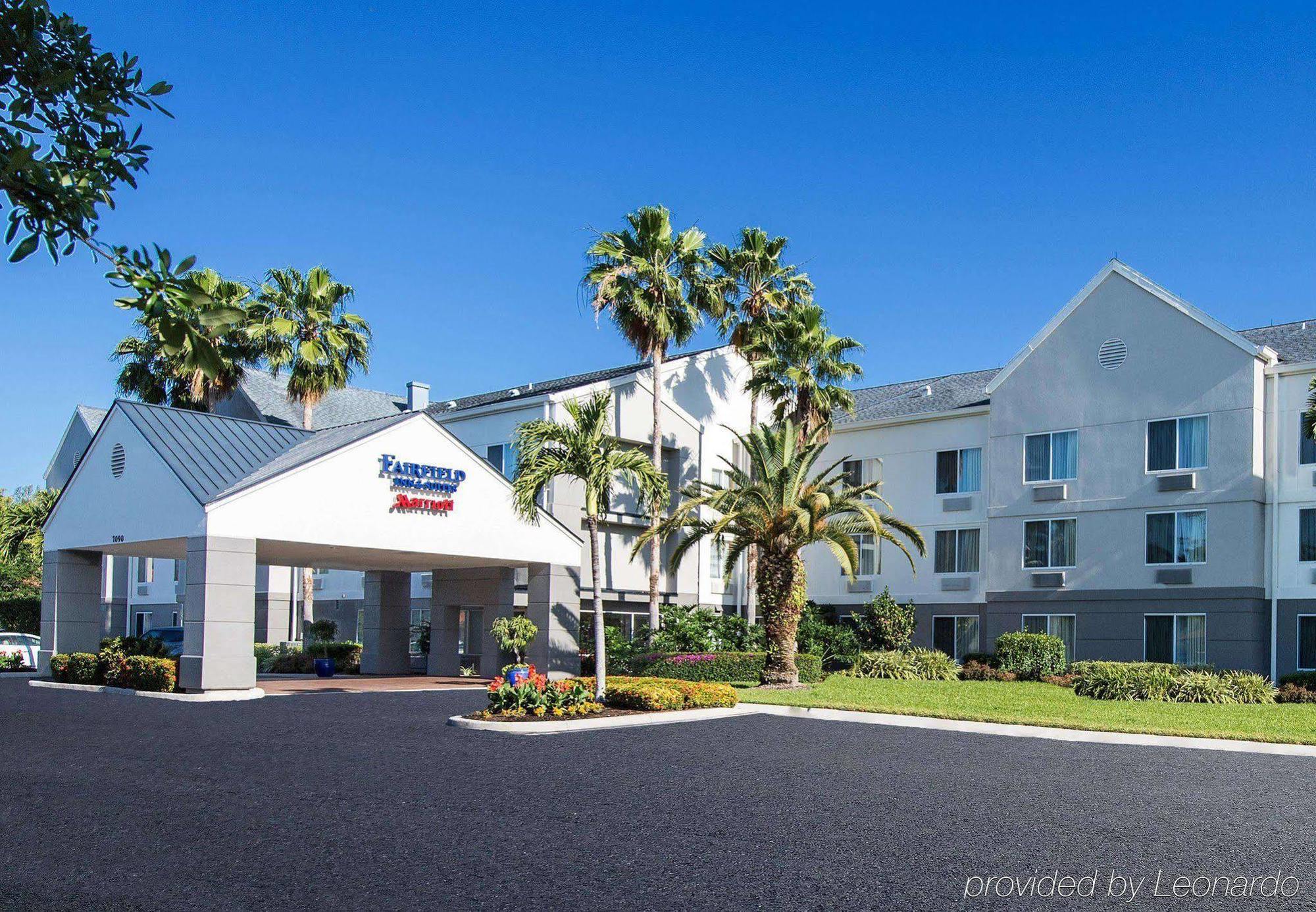 Fairfield Inn & Suites By Marriott Fort Myers Cape Coral Cypress Lake Zewnętrze zdjęcie